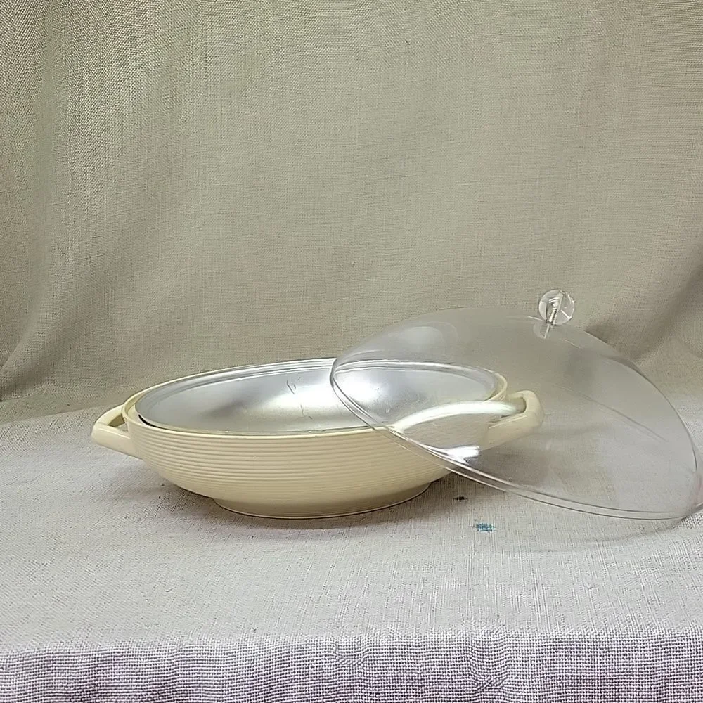 Thermo Temp Raffiaware Covered Hostess Serving Bowl‎ With Aluminum Liner Vintage